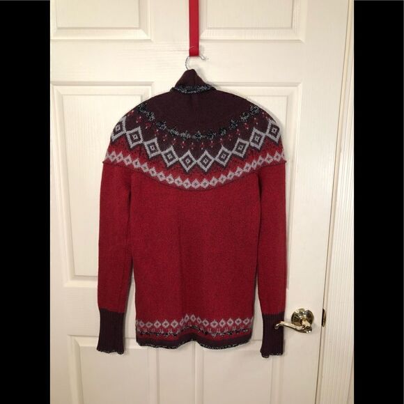 Eddie Bauer sweater  - Picture 2 of 5
